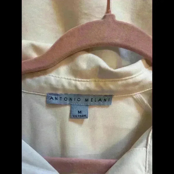 Antonio Melani Cold Shoulder Blouse size Medium - Picture 4 of 4